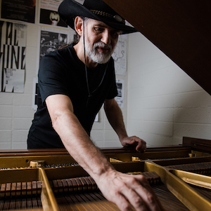 Ulrich Krieger Portraits 8-31-2021 CalArts school of Music - Faculty -
Ulrich Krieger Portraits